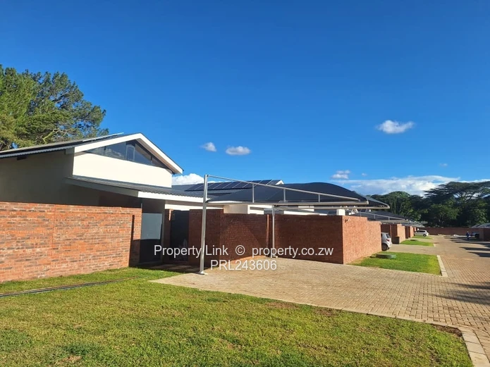 Modern Townhouse For Rent In Newlands