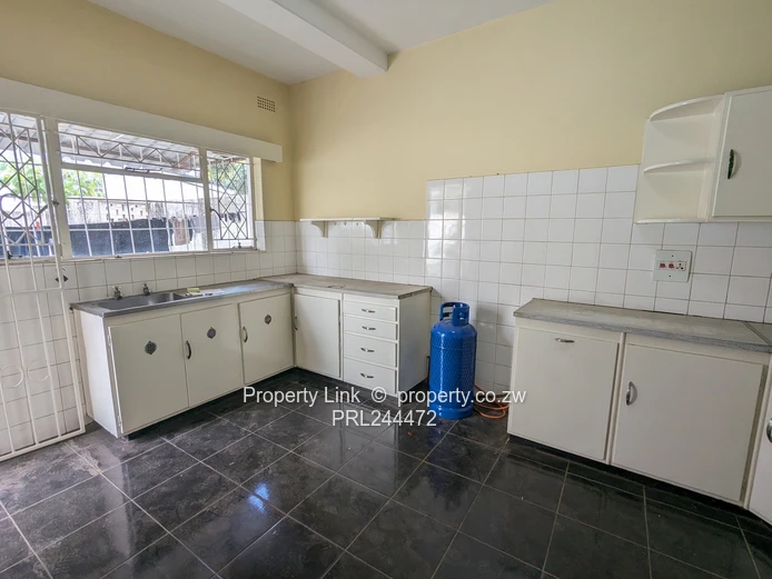 Avenues Townhouse - Available Immediate