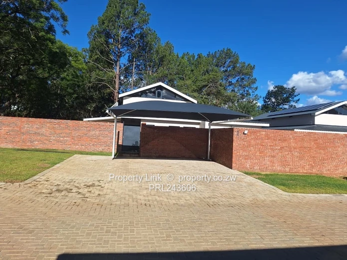 Modern Townhouse For Rent In Newlands