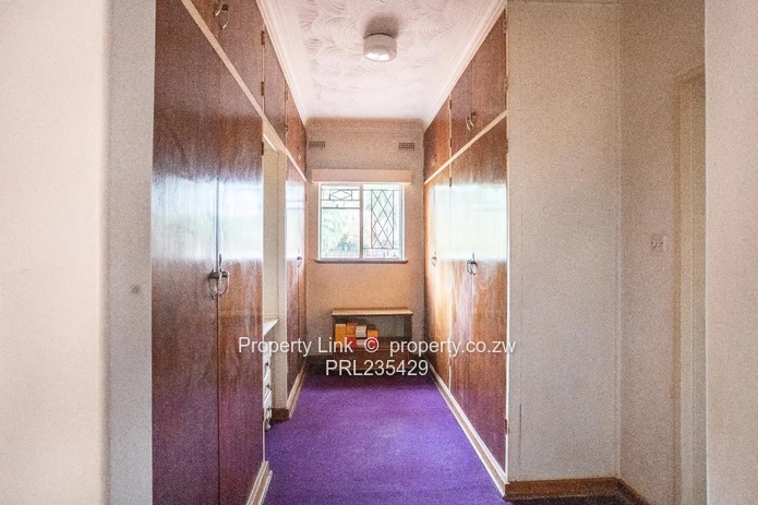 1-Acre Corner Stand with Spacious Family Home (Sole Mandate)