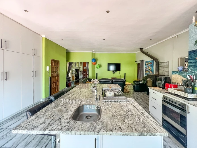 Prime Location Home - 2 Boreholes, 2 Pools & 2-Bed Cottage!