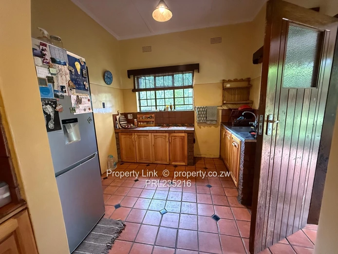 Spacious 5-Bed Family Home For Rent In Avondale