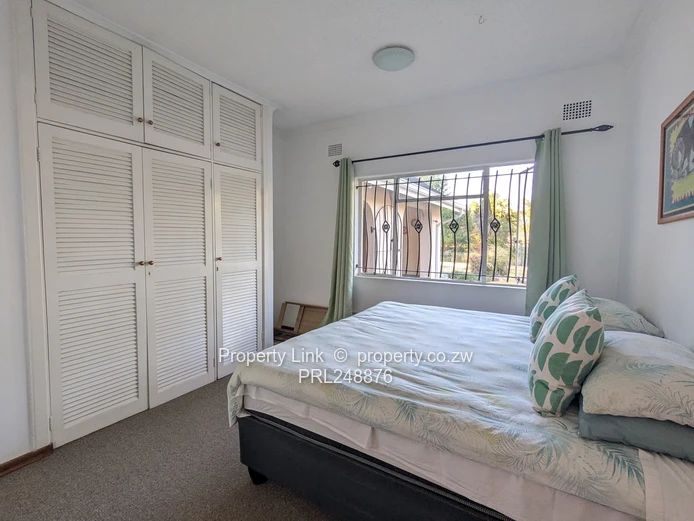 Family Friendly Highlands Home - Available 1 August