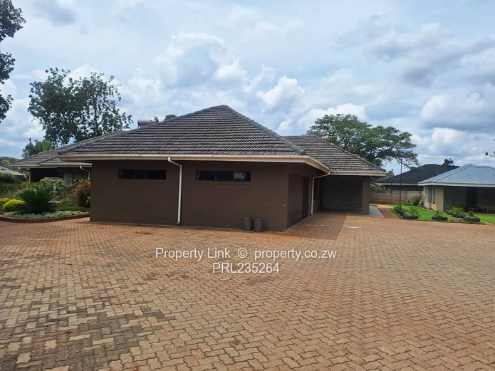 Stunning Family Home For Sale In Northwood