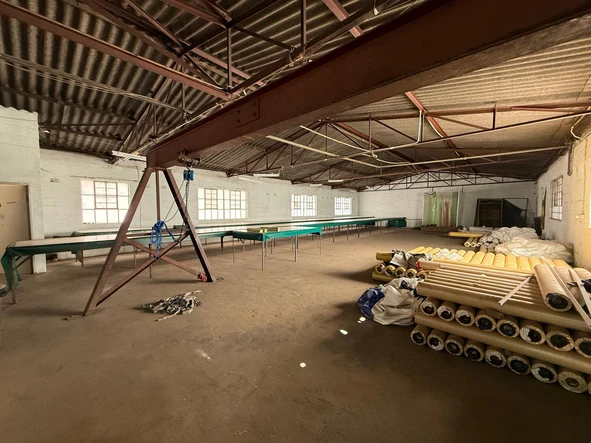 Warehouse & Factory
