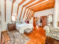 6 Bedroom House