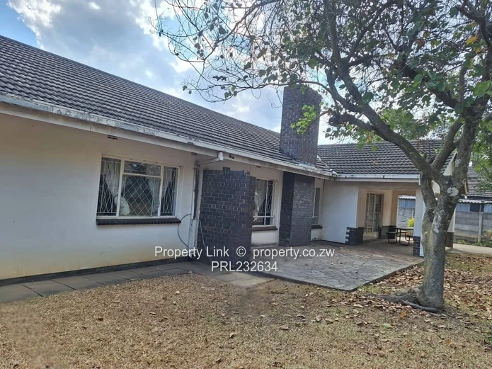 4 Bed Compact House - North of Samora Machel Ave