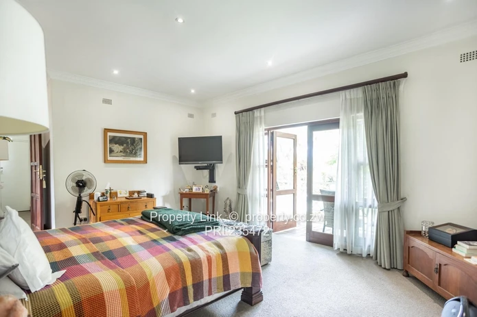 Absolutely Stunning Home Plus Cottage & Borehole (Sole Mandate)