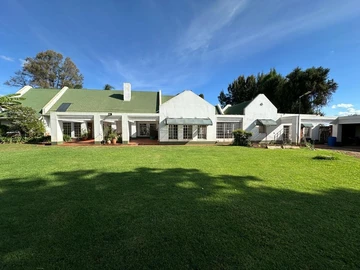 Glen Forest - "Country Estate"