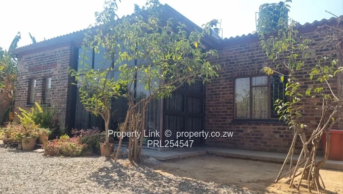 Conveniently Located Property Near Cleveland Road