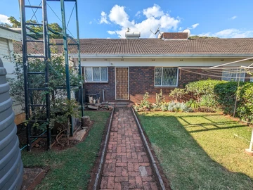 2 Bedroom Garden Flat