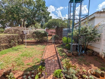 2 Bedroom Garden Flat