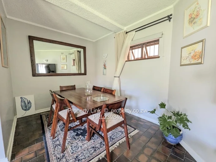 Double Storey Townhouse In Wonderful Complex