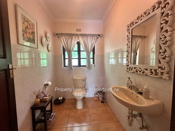 Borrowdale Brooke Golf  Estate - Space, Style and Security