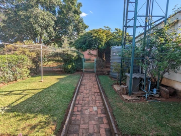 2 Bedroom Garden Flat