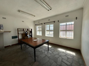 Commercial & Industrial Land