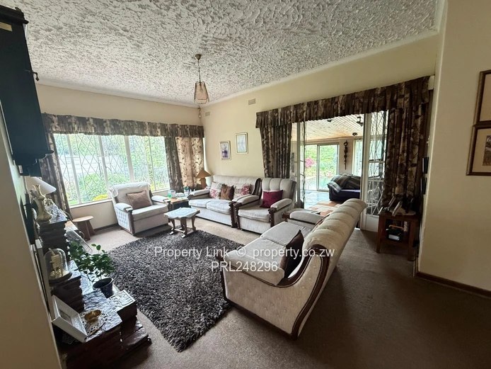 Unfurnished 4-Bed House with Pool Available Immediately