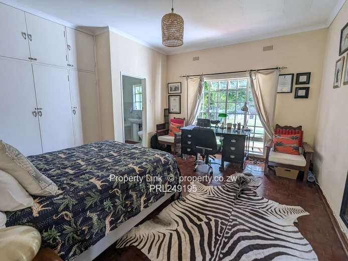 Prime Highlands Unfurnished House Available 1 July
