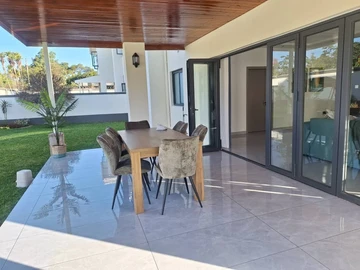 8 Unit Townhouse Complex