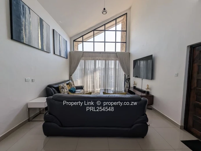 Perfect Blend Of Well-Established & Modern Flat