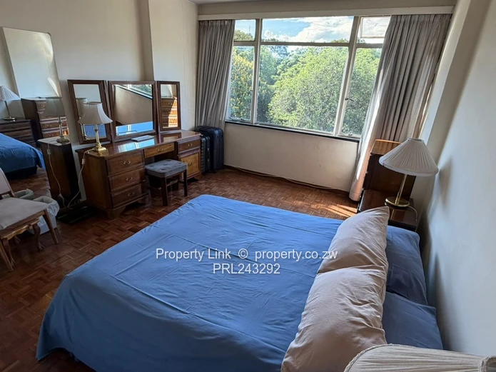 Neat Avenues Apartment In A Well-Managed Complex