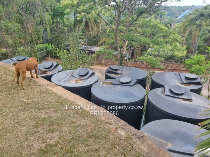 Home With Views, Pool & Self-Contained Cottage!