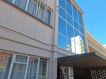 Flat & Apartment