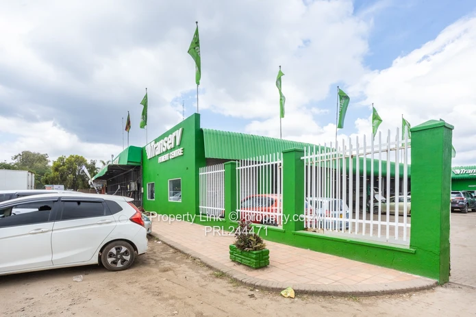 Main Road Frontage Double Stand Opportunity