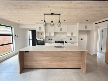 14 Unit Townhouse Complex