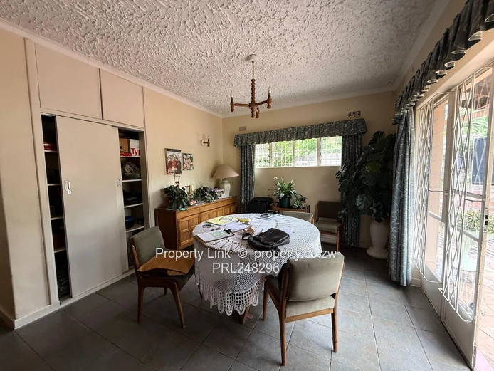 Unfurnished 4-Bed House with Pool Available Immediately