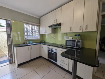 2 Bedroom Garden Flat