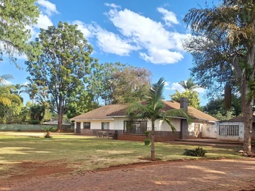 A Renovator's Dream For Sale In Northwood