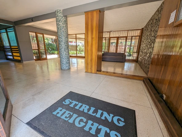 3 Bedroom Flat & Apartment