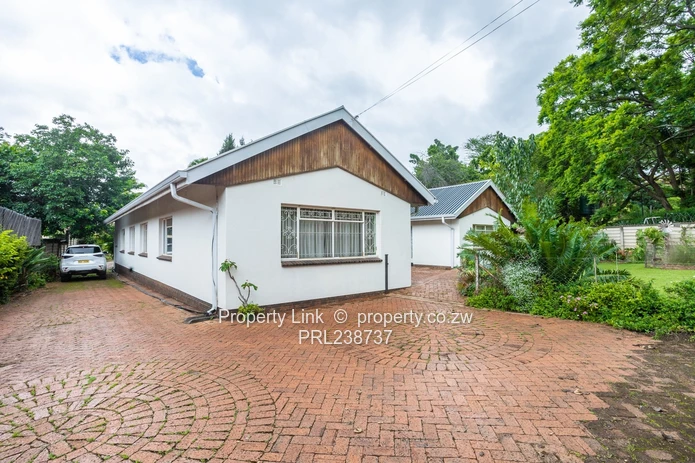 Prime Location - Main Road Frontage (Sole Mandate)