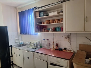 3 Bedroom Flat & Apartment