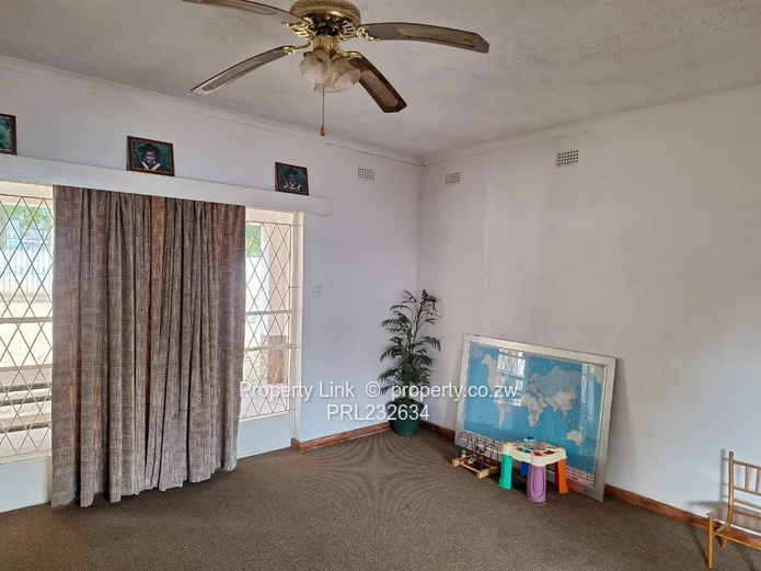 4 Bed Compact House - North of Samora Machel Ave