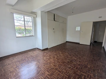 2 Bedroom Garden Flat