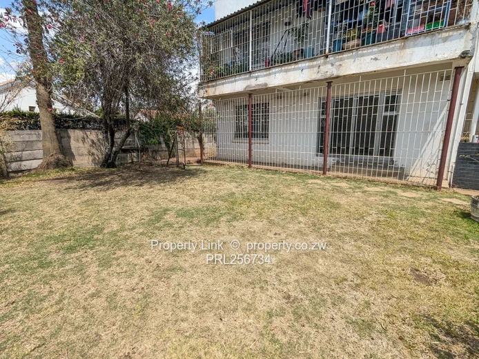 2 Bed 1 Bath Ground Floor Apartment With Garden