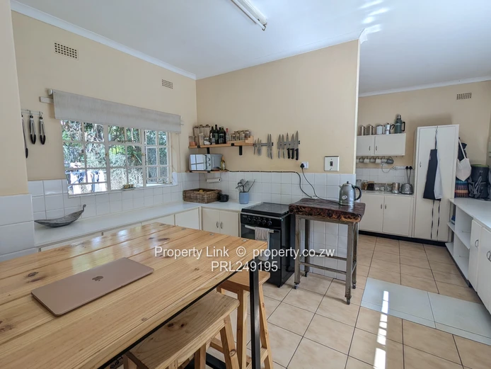 Prime Highlands Unfurnished House Available 1 July