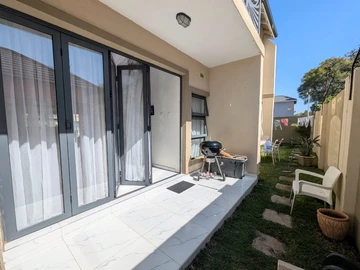 3 Bedroom Garden Flat