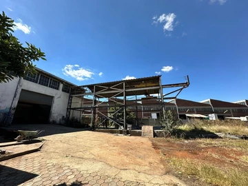 Commercial & Industrial Land