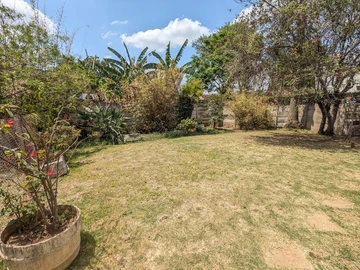 2 Bedroom Garden Flat