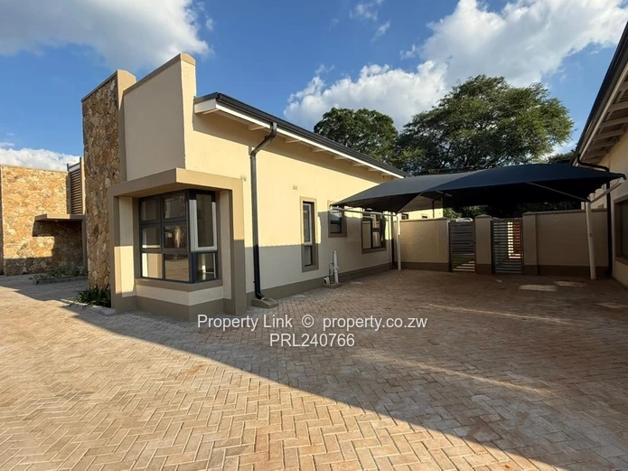 Convenient Modern Townhouse Available Immediately