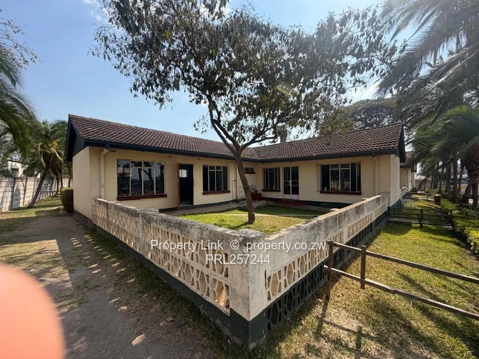 WATERFALLS (Parktown) - VERSATILE COMMERCIAL COMPLEX 