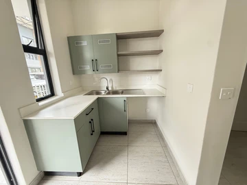 2 Bedroom Flat & Apartment