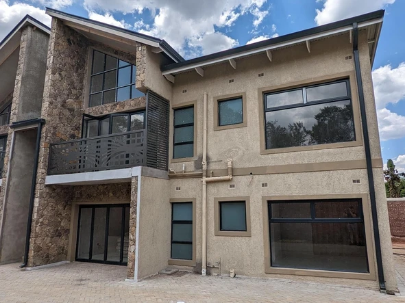 3 Bedroom Garden Flat
