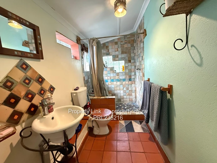 Spacious 5-Bed Family Home For Rent In Avondale