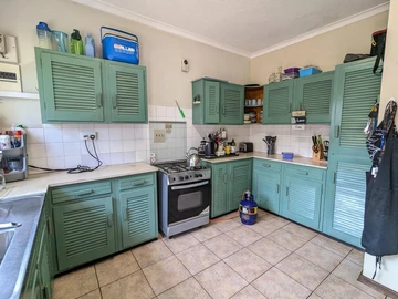 2 Bedroom Garden Flat