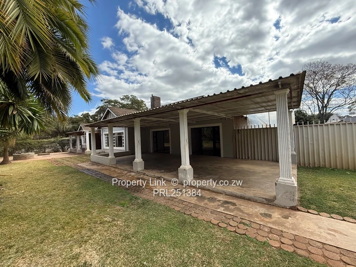 PRIME 4677m²  RIDGEWAY SOUTH LOCATION