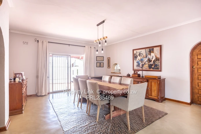 Exceptional Family Estate On Nearly 4 Acres